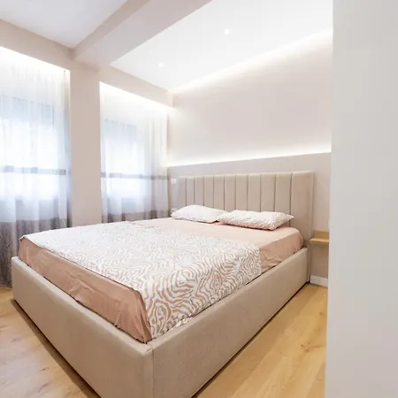 Apartament Blloku Prime *