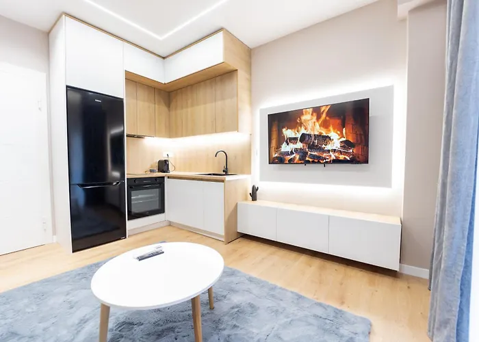 Blloku Prime * Τίρανα